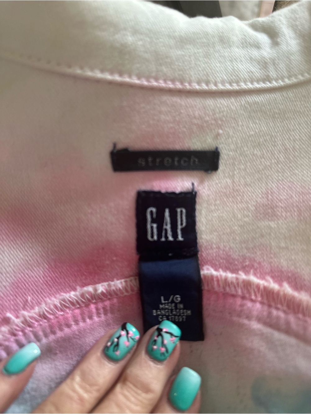 GAP Barbie Beach Blast Graphic Denim Jacket - Cream with Pink & Multicolor - Picture 3 of 4